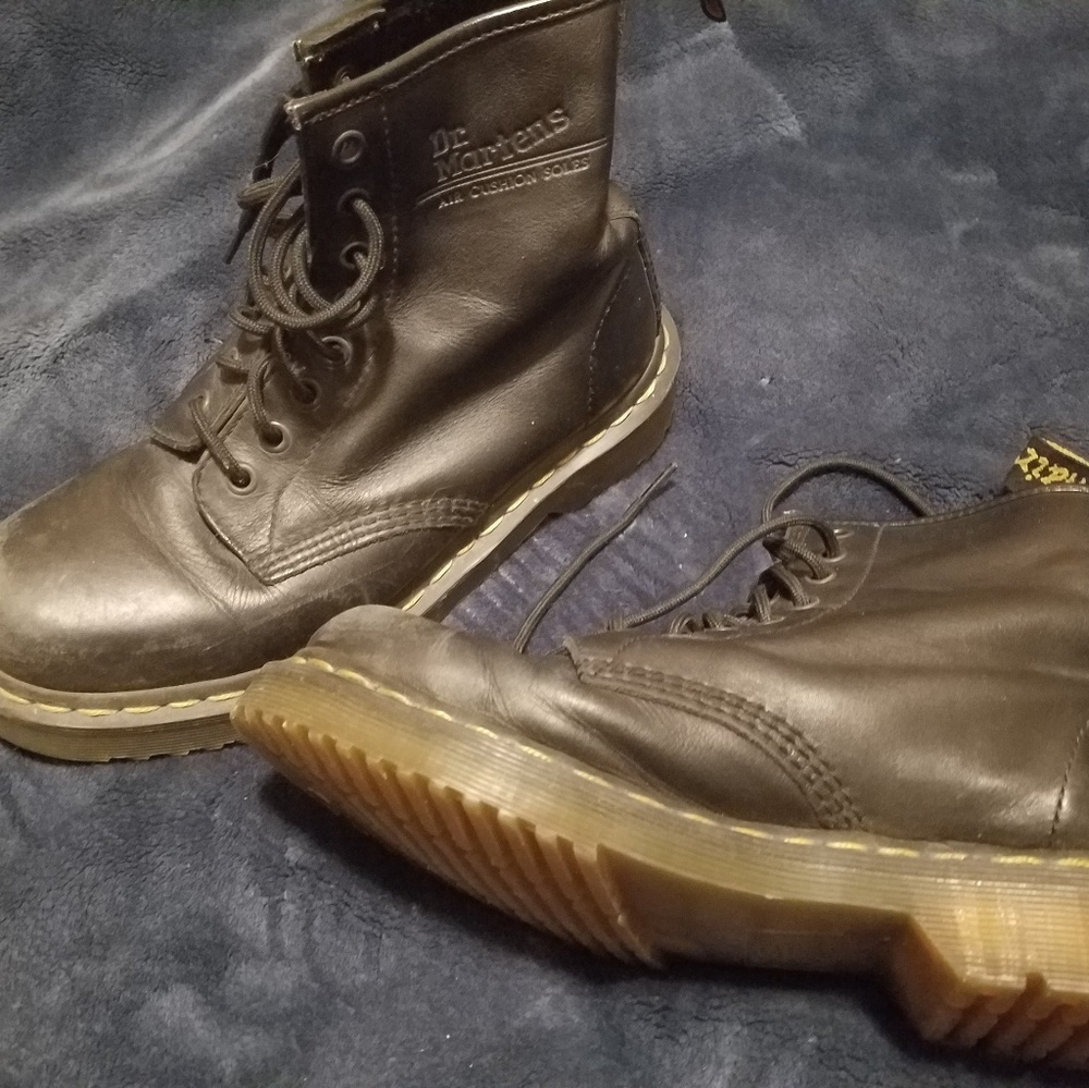 Dr Martin combat boots authentic